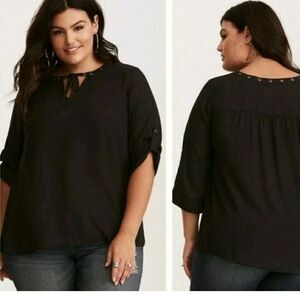 Torrid Black Lace Up Tie Neck Grommet Blouse Shirt Women's Size 1X